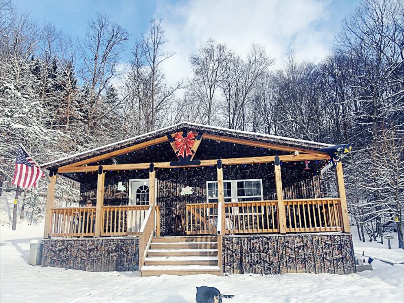 RealTree Camo Cabin 6